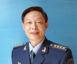 杨明臣