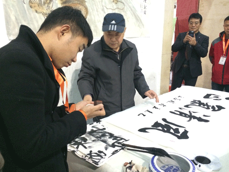 图片版权归原作者所有
